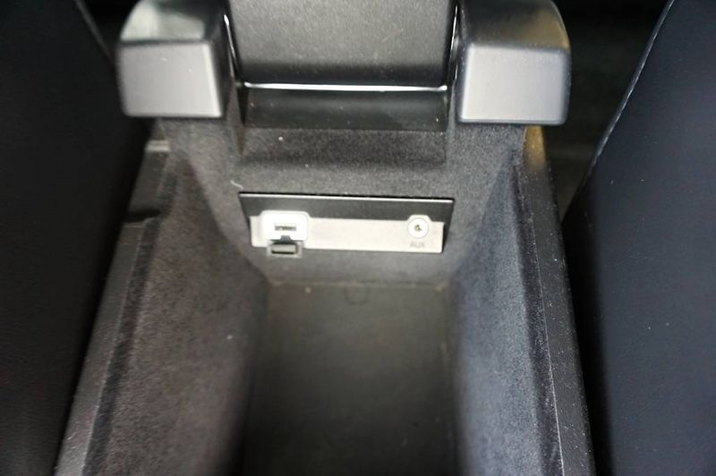 Volvo V70 (2016) MOMENTUM 2,0 D4 133 kW - fotka 40 z 64