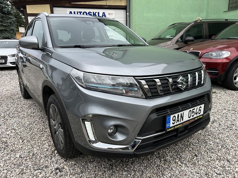 Suzuki Vitara (2022) 1.4 i 95 KW hybrid  - fotka 4 z 28