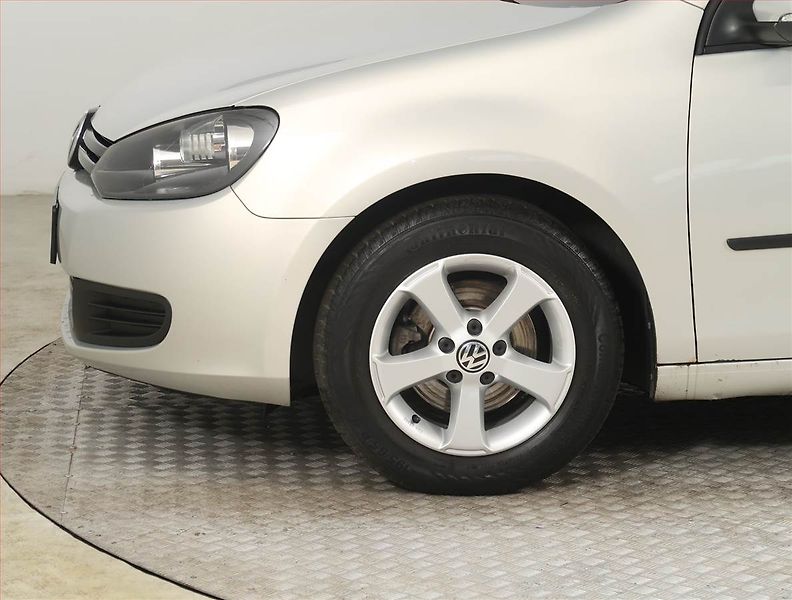 Audi A5 (2011) 2.0 TDI, Navi, Xenony - fotka 12 z 19