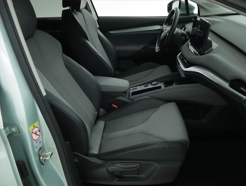 Škoda Enyaq (2022) iV 60 (62 kWh), SoH 92% - fotka 9 z 18