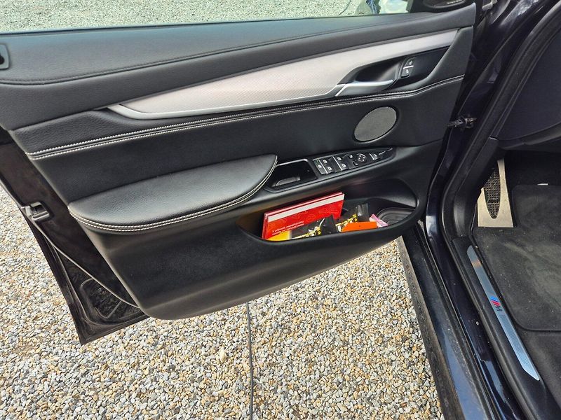 BMW X6 (2015) 3.0xD-Velky servis,M-paket,DPH - fotka 22 z 25