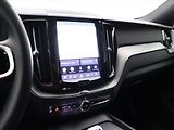 Volvo XC60 2,0 B5 AWD Plus Black Ed. AT - náhled 19