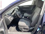 Volkswagen Passat (2011) 2.0 TDI, Comfortline, navi - náhled 9