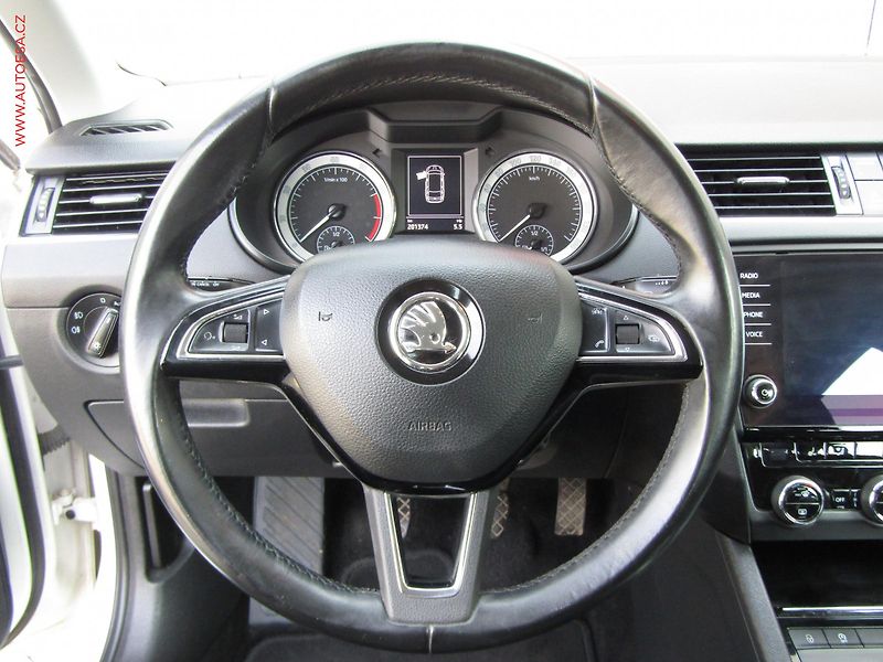 Škoda Octavia (2017) 1.4 TSI G-TEC, 2.maj,ČR - fotka 18 z 18