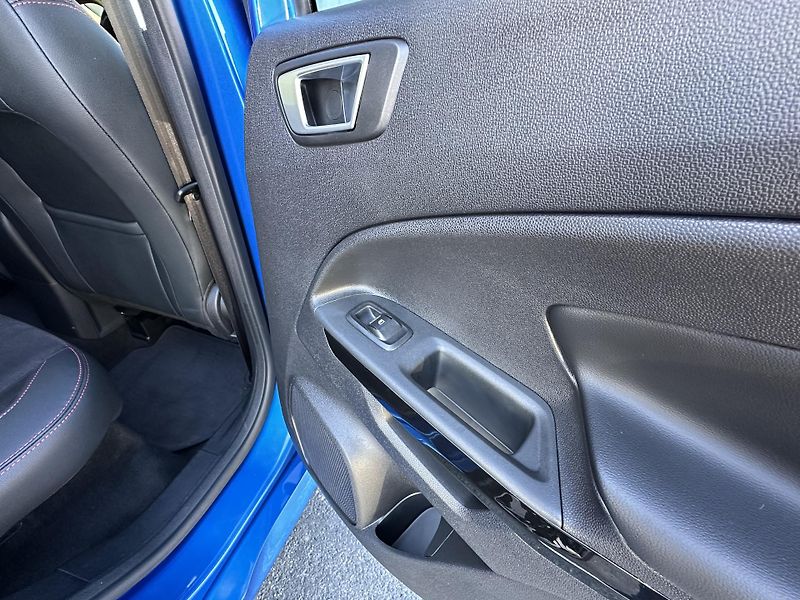Ford EcoSport (2021) 1.0EB/103kW *ST LINE* 1.Maj. - fotka 22 z 41