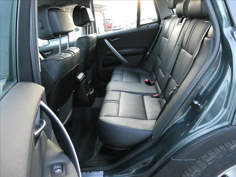 BMW X3 2,0 d xDrive 130kW,automat,TZ - fotka 17 z 38