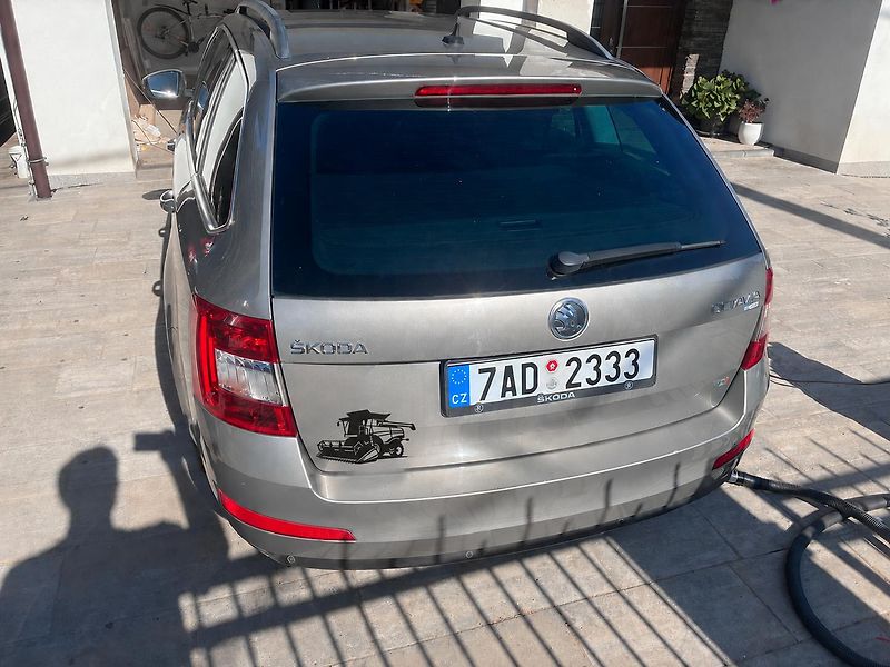 Škoda Octavia (2014) - fotka 7 z 7