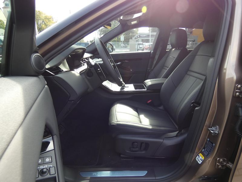 Land Rover Range Rover Evoque (2026) S D165 AWD automat    - fotka 12 z 40