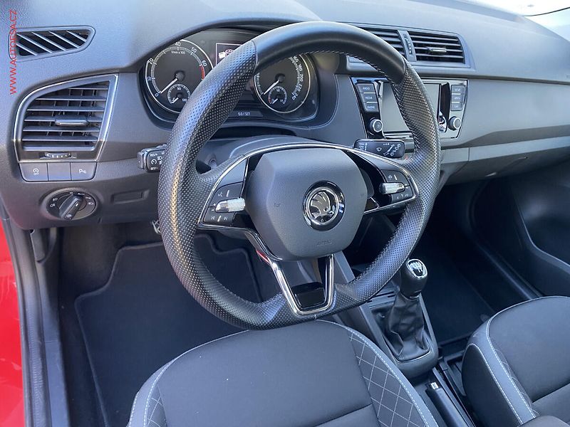 Škoda Fabia (2022) 1.0 TSi, 1.maj,ČR, Ambition - fotka 12 z 18