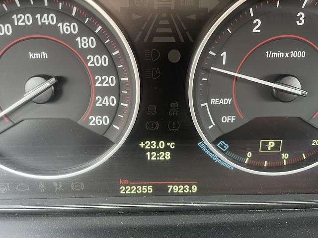 BMW Řada 3 (2013) - fotka 13 z 19