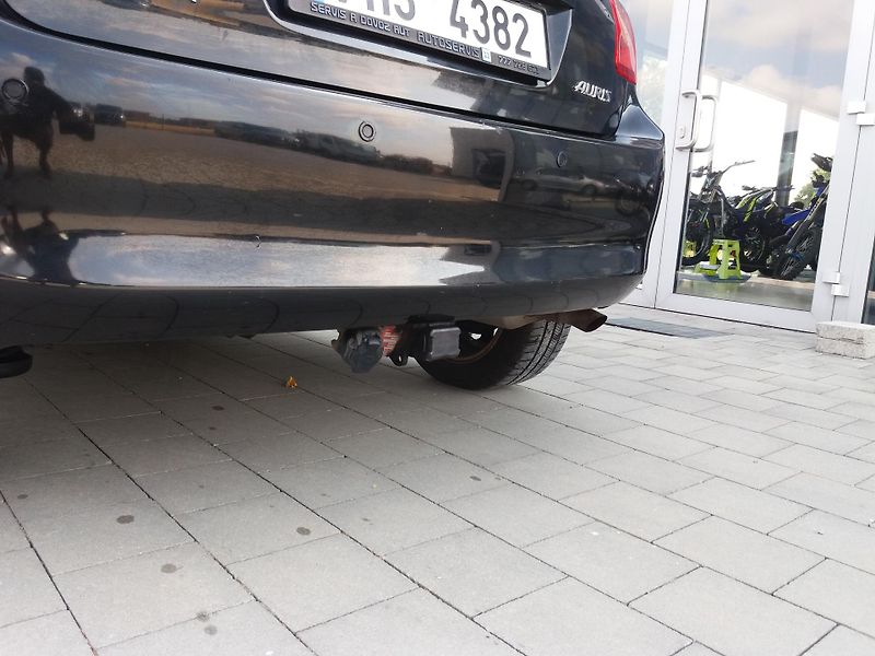 Toyota Auris 1.4VVTi,71kW,DIG.KLIMA,TAŽNY!! - fotka 7 z 27