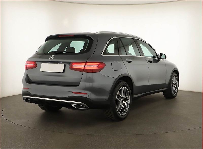 Mercedes-Benz GLC (2017) 220 d 4MATIC - fotka 5 z 20