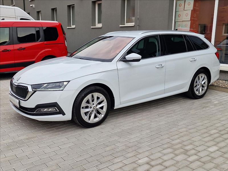 Škoda Octavia 2.0 TDI 110kw Style,ČR,1.Maj. - fotka 6 z 50