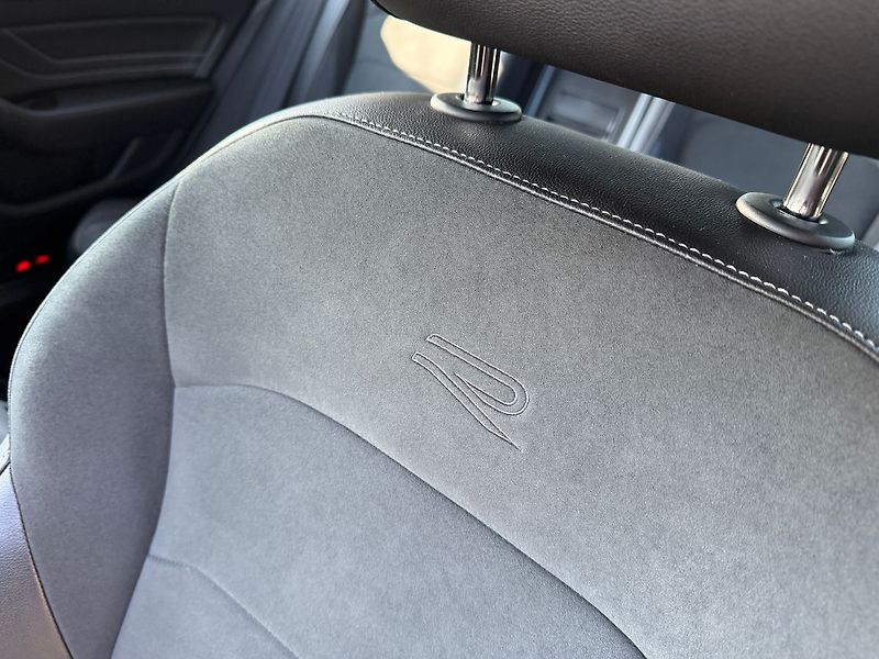 Volkswagen Arteon R-line  2,0TDI 147kW 4M Záruka - fotka 21 z 21