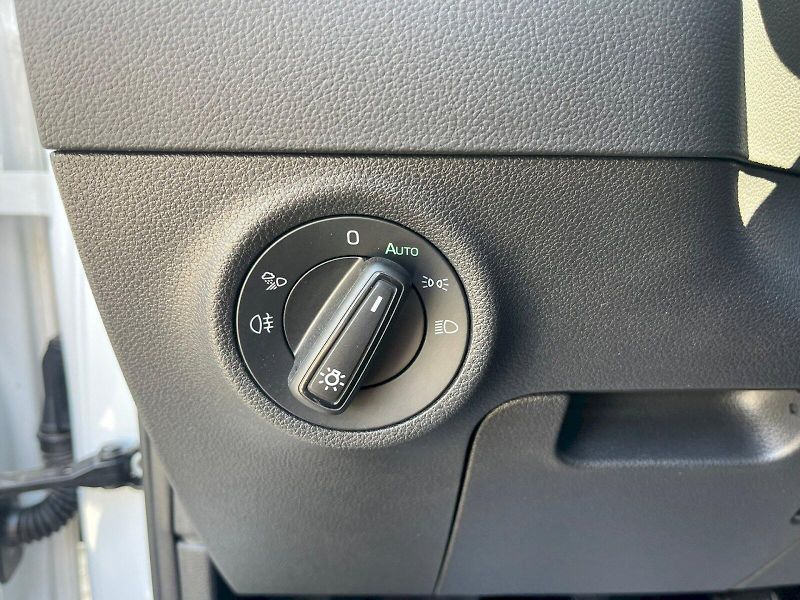 Škoda Karoq (2023) SPORTLINE TSI 1.5/110KW 6MP - fotka 20 z 35