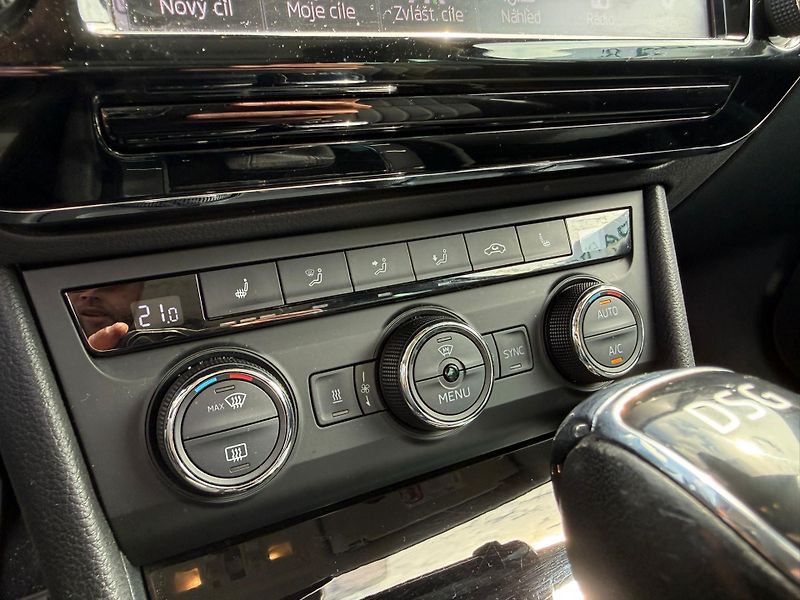 Škoda Superb Style Plus 2.0 TDI 140kw DSG 4 - fotka 17 z 26