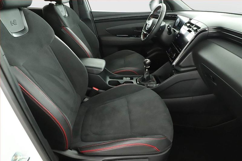Hyundai Tucson (2022) N-Line 1.6 T-GDI - fotka 7 z 21