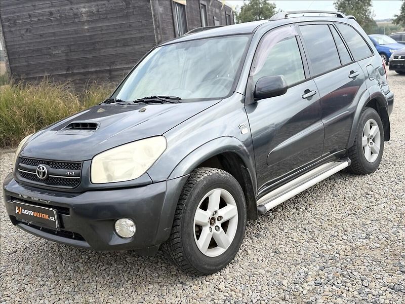 Toyota RAV4 2,0 D-4D 4X4 TAŽNÉ - fotka 1 z 22