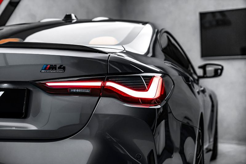 BMW M4 Coupe xDrive Competition Laser - fotka 9 z 25