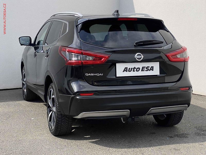 Nissan Qashqai (2017) 1.2 DIG-T, Tekna, LED, navi - fotka 6 z 20