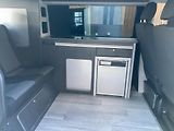 Volkswagen Multivan (2017) 2.0TDi 4MOTI0N  California  - náhled 23