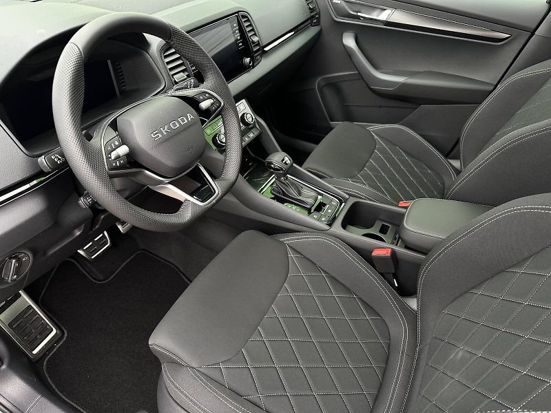 Škoda Karoq 2.0TDi 4x4 DSG Sportline 150PS - fotka 12 z 49