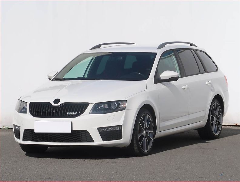 Škoda Octavia (2014) RS 2.0 TDI, Automat, Navi - fotka 2 z 22