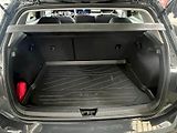 Volkswagen Golf (2025) Limited 1.5 TSI 85 kW 6°manuál - náhled 31