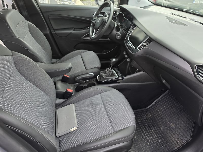 Opel Crossland X 1.2 T  - fotka 10 z 14