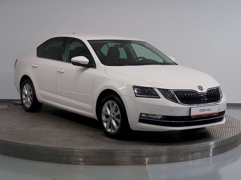 Škoda Octavia (2018) STYLE 1.6TDI 85KW DSG - fotka 6 z 37