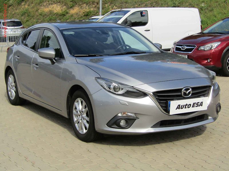 Mazda 3 (2015) 2.0 Skyactiv, 1.maj, navi - fotografie inzerátu
