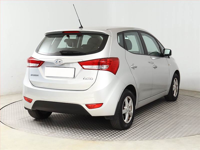 Hyundai ix20 (2019) 1.6 CVVT, Serv.kniha - fotka 5 z 10