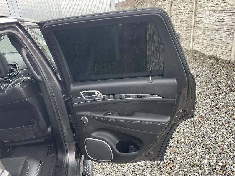 Jeep Grand Cherokee 6.4i 480PS HEMI SRT CZ 78000KM - fotka 127 z 187