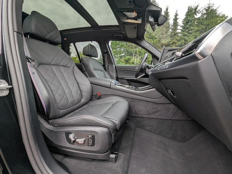 BMW X5 xDrive40i M-Sport Pro Venti - fotka 13 z 14