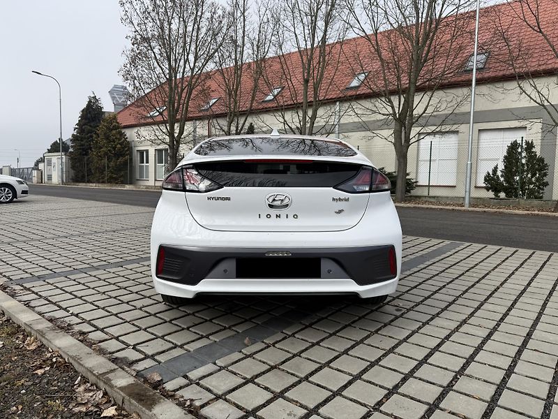Hyundai Ioniq 1.6 GDI HYBRID Creative - fotka 5 z 20