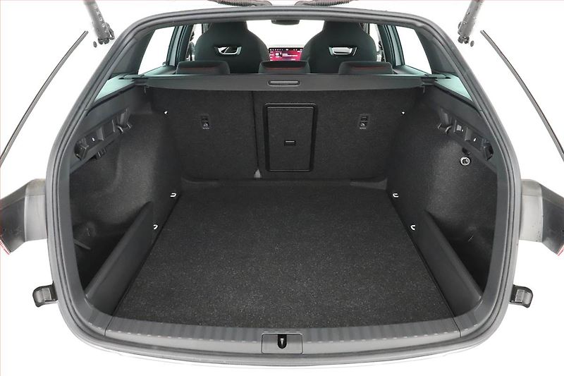 Škoda Octavia (2025) RS 2.0 TSI, ACC, Matrix, Tažné - fotka 11 z 26