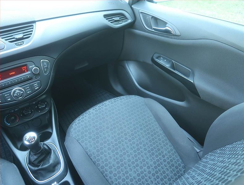 Opel Corsa (2018) 1.4 Turbo, Serv.kniha - fotka 8 z 14