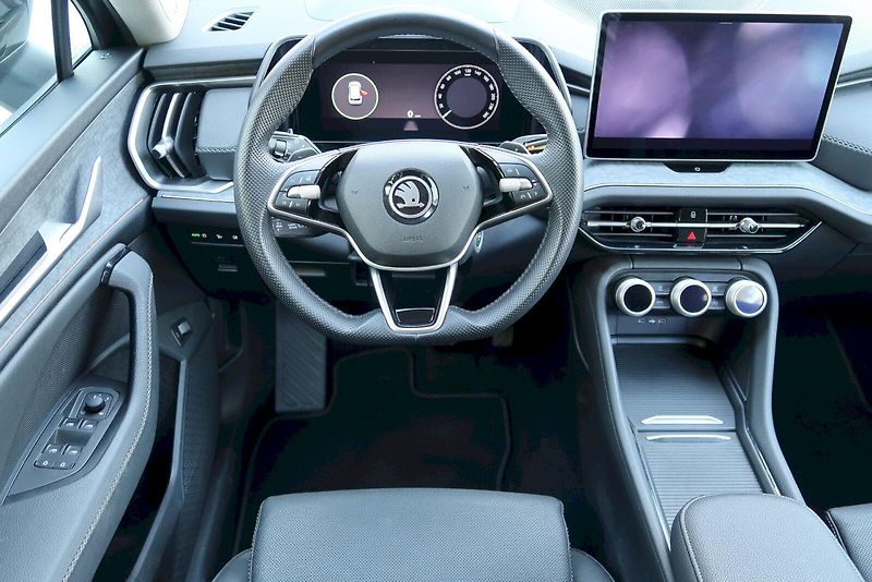 Škoda Kodiaq (2024) Exclusive Selection 2.0 TDI 4x - fotka 24 z 28