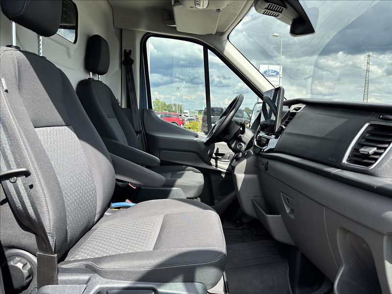 Ford Transit 0,0 Trend 68kWh 198kW269k L2 - fotka 17 z 40
