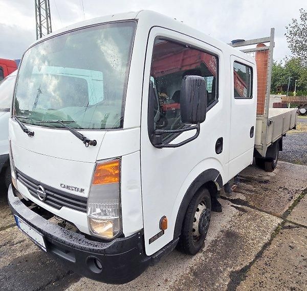 Nissan Cabstar (2010) 3.5t 6míst tupláky 3.4x2m 2.5D - fotka 2 z 10