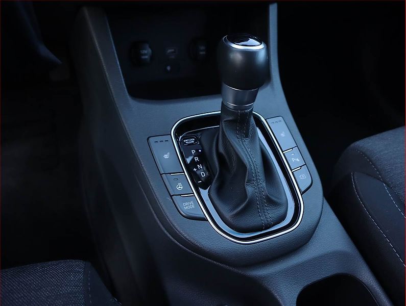 Hyundai i30 (2023) Family 1.0 T-GDI, Automat - fotka 16 z 23