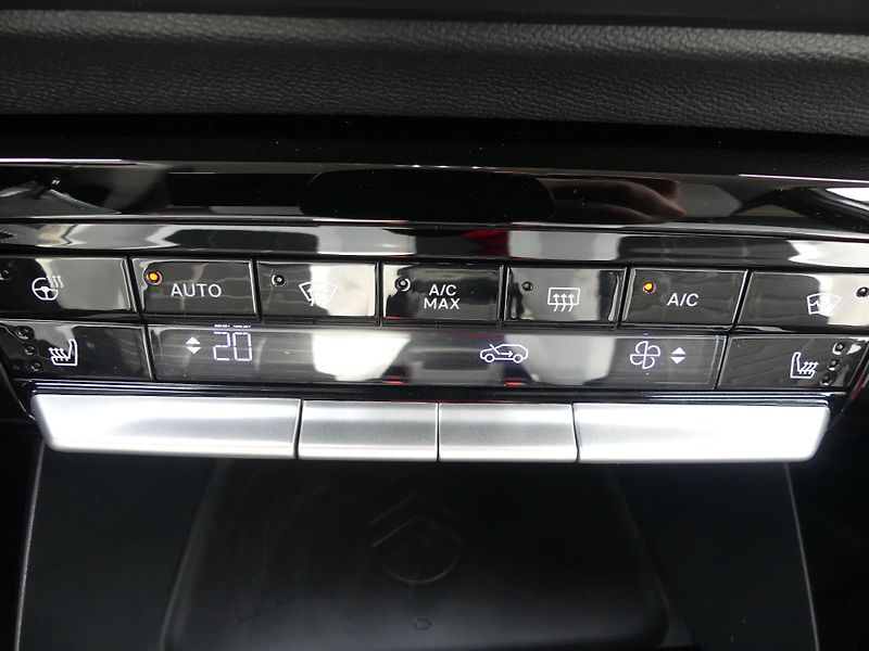 Citroën C3 (2026) MAX Hybrid 110k Automatic    - fotka 14 z 23