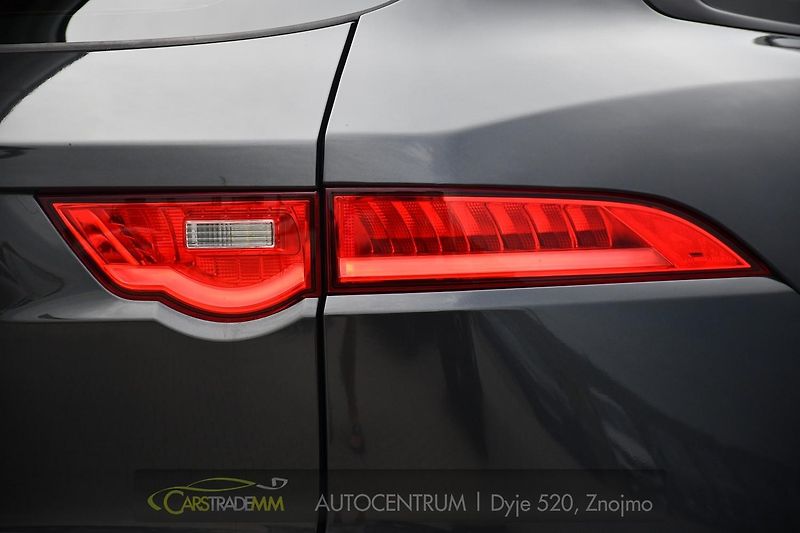 Jaguar F-Pace 2.0 R-SPORT MERIDIAN  - fotka 48 z 54