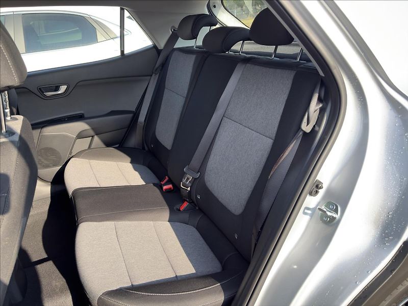 Kia Stonic (2025) 1,0   T-GDI SPIN - fotka 18 z 20