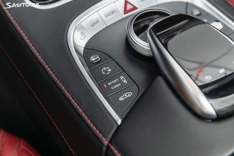 Mercedes-Benz Třídy S S 63 AMG Cabriolet*4M*Burm3D - fotka 36 z 43