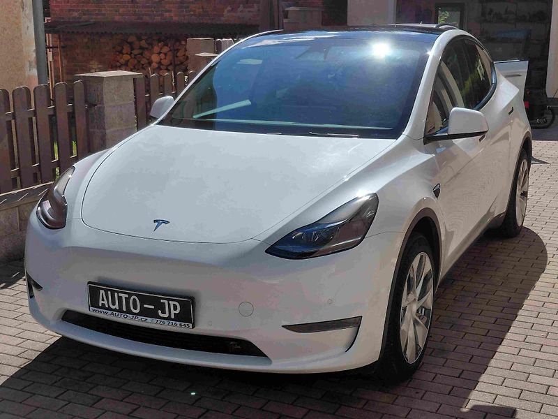Tesla Model Y AWD Long Range  ACC  LED  NAVI - fotka 6 z 10