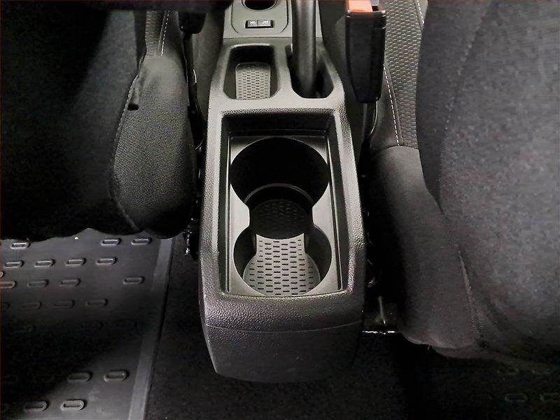 Dacia Duster (2021) 1.0 TCe, LPG, ČR,1.maj - fotka 18 z 19