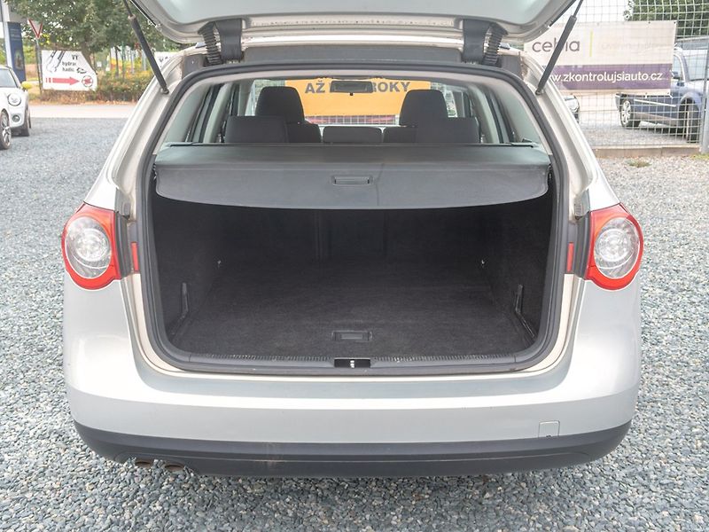 Volkswagen Passat (2008) 1.9TDI 77KW man – STK 5/28 - fotka 33 z 38