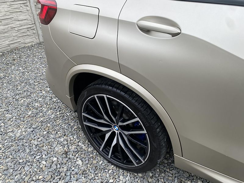 BMW X5 M50XD 4x4 400PS CZ DPH FULL 1A - fotka 51 z 171