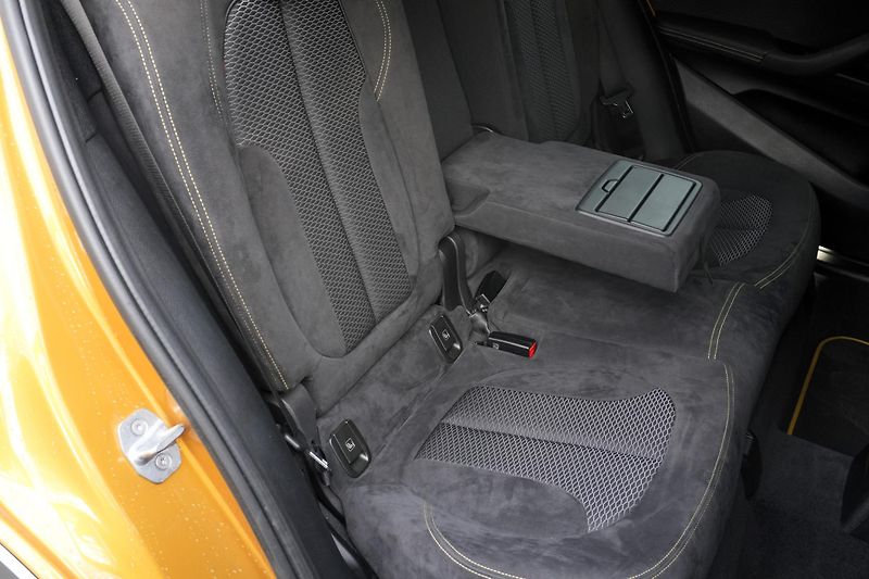 BMW X2 20i xDrive, Tažné, Kamera, ČR - fotka 34 z 36